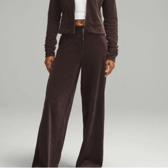 lululemon athletica Pants - lululemon athletica scuba MR wide leg Velvet cord espresso